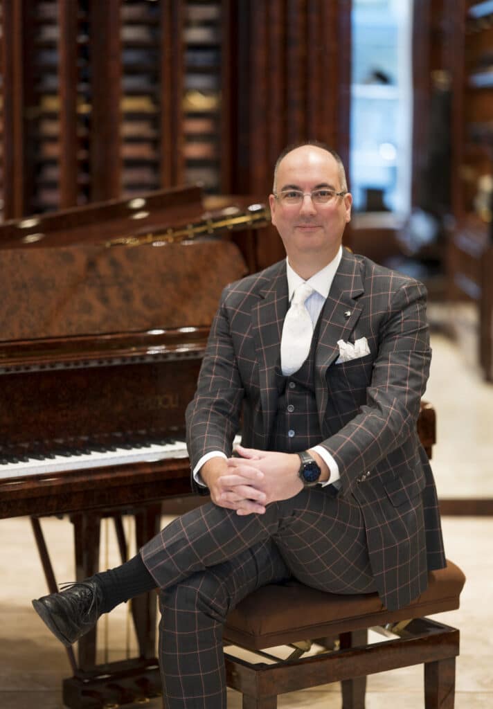 Showcase Pianos, Stefano Ricci, luxury, vancouver, Canada, Helen Siwak, portfolio, yvr 