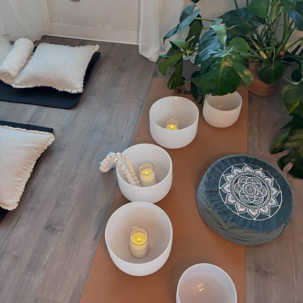 laura widgett, the healing lounge, helen siwak, portfolioyvr, folioyvr, vancouver, bc, holistic services, ecoluxury