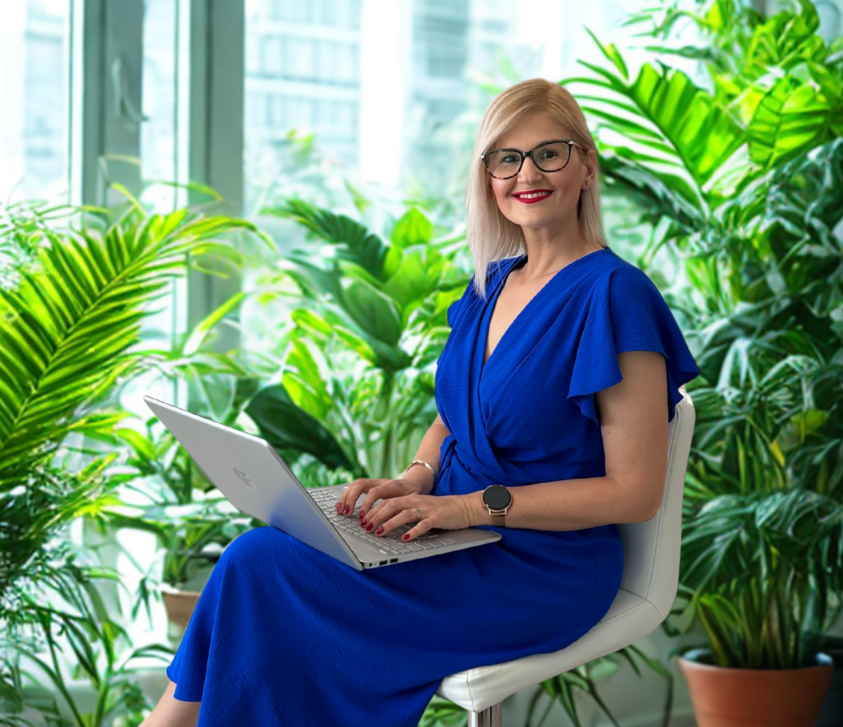 IRINA MANOLESCU, WEB SUMMIT, PORTFOLIOYVR, HELEN SIWAK, MIV ADVISORY, VANCOUVER, BC, YVR