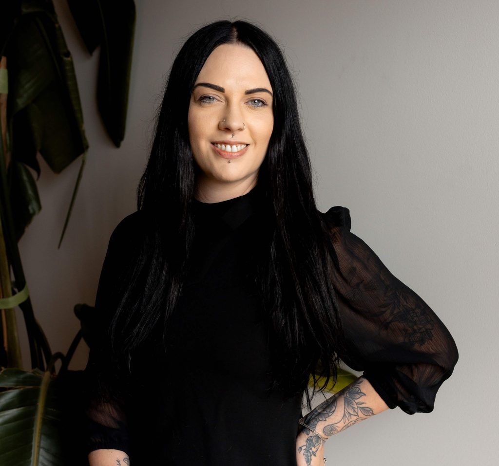 jessy savage, victoria digital marketing, portfolioyvr, helen siwak, victoria bc, vancouver island