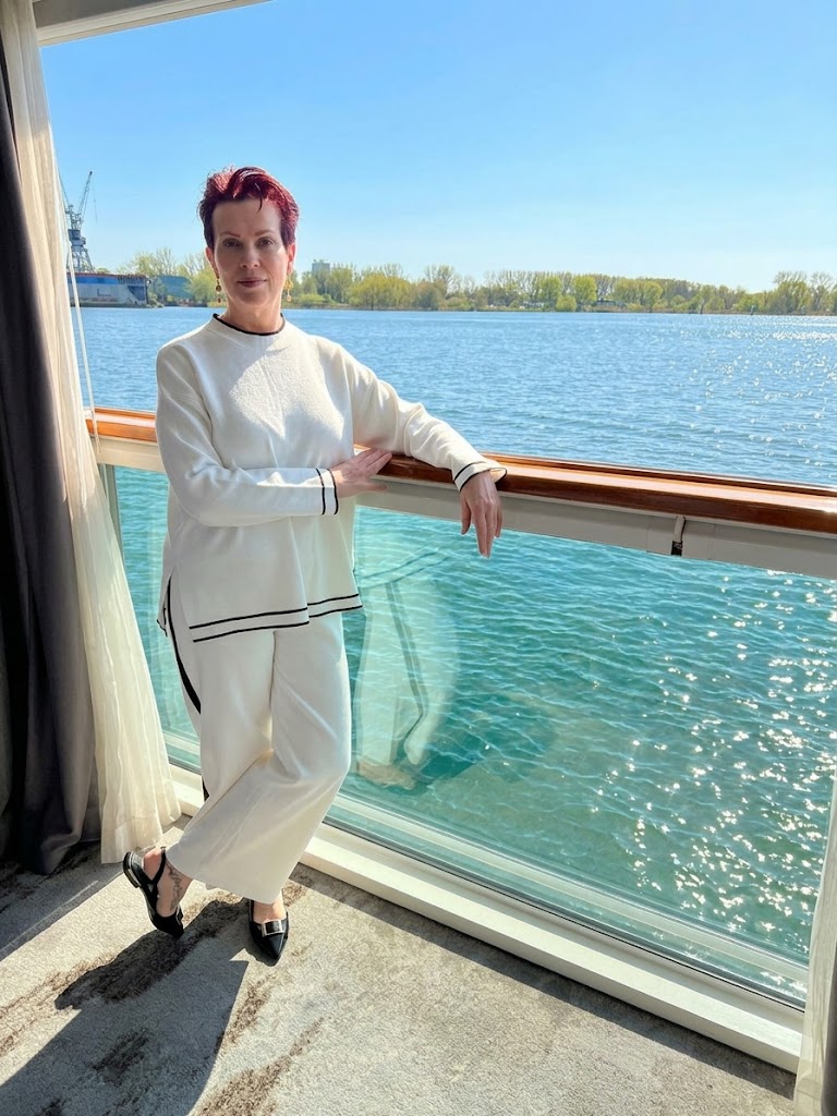 helen siwak, editor in chief, marketing, communications, vancouver, bc, west coast luxury, publisher