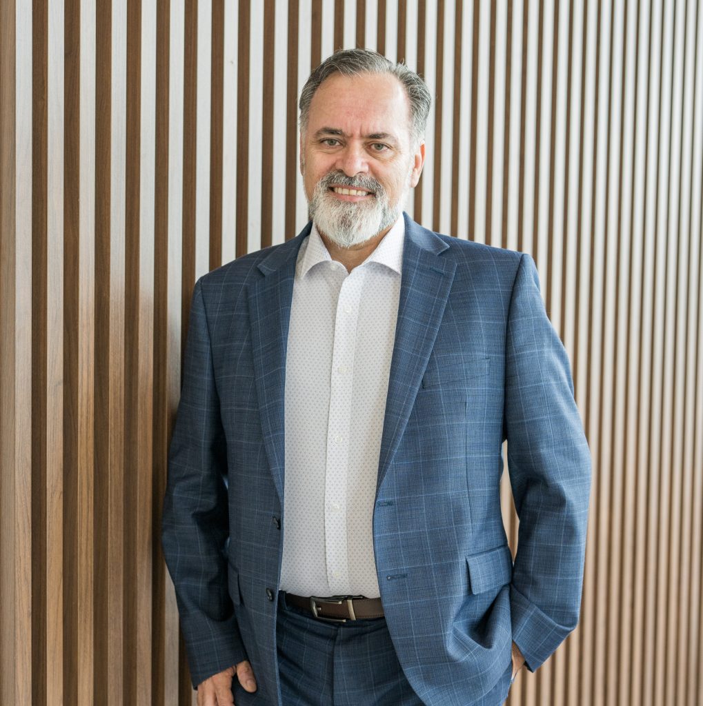 antonio brandao, cybersecurity, isaca, cyberwarfare, helen siwak, portfolioyvr, vancouver, bc, yvr, entrepreneur, ciso