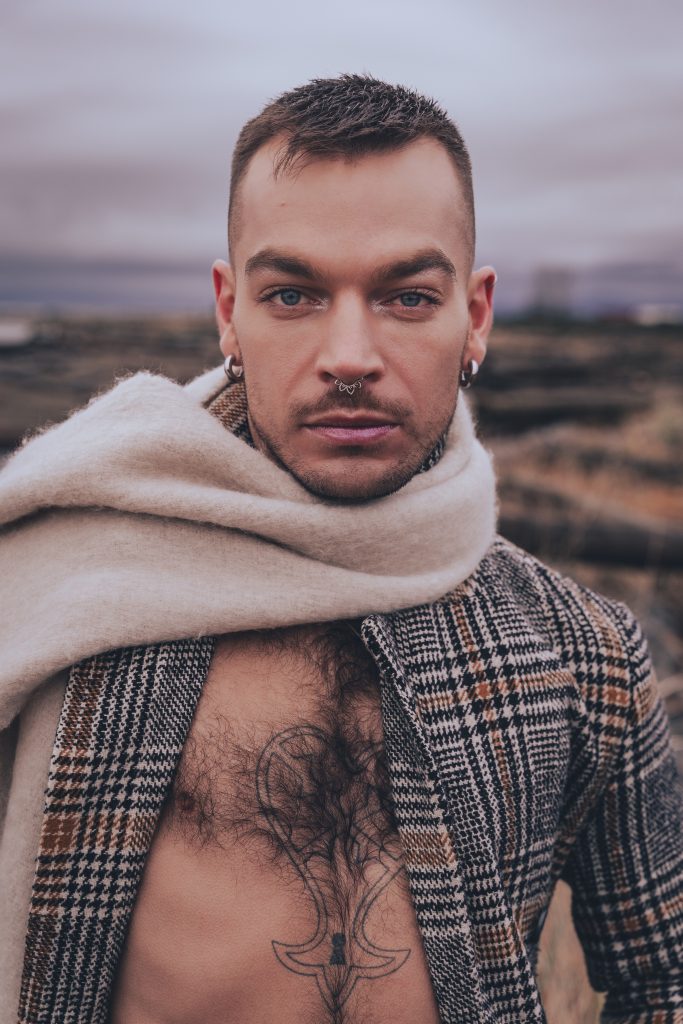jan van vianen, van v media, helen siwak, portfolioyvr, fashion stylist, media manager, vancouver, bc, yvr, west coast influencer
