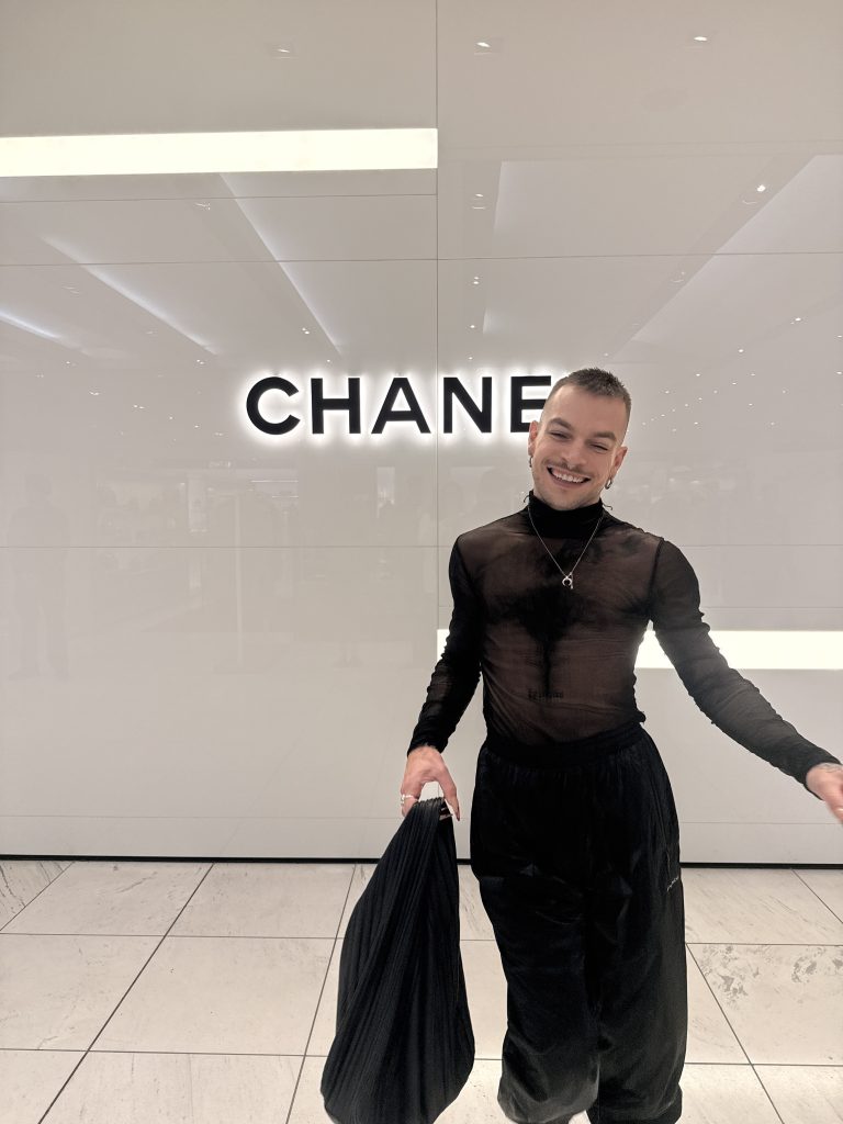 jan van vianen, van v media, helen siwak, portfolioyvr, fashion stylist, media manager, vancouver, bc, yvr, west coast influencer