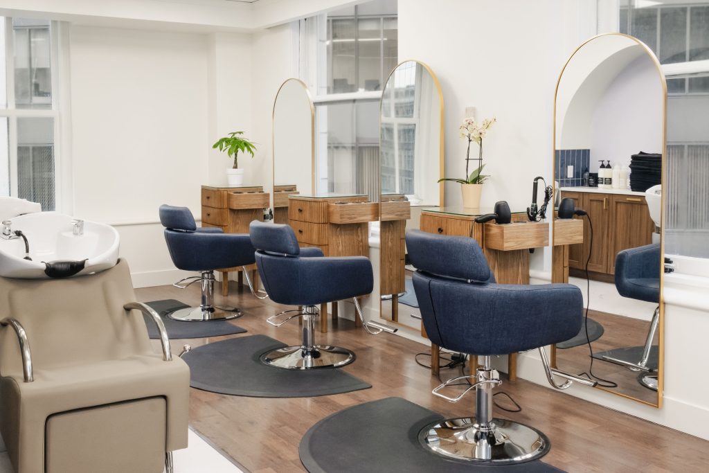 meo ho, level headed salon, downtown vancouver, community minded, vancouver, bc, yvr, helen siwak, portfolioyvr